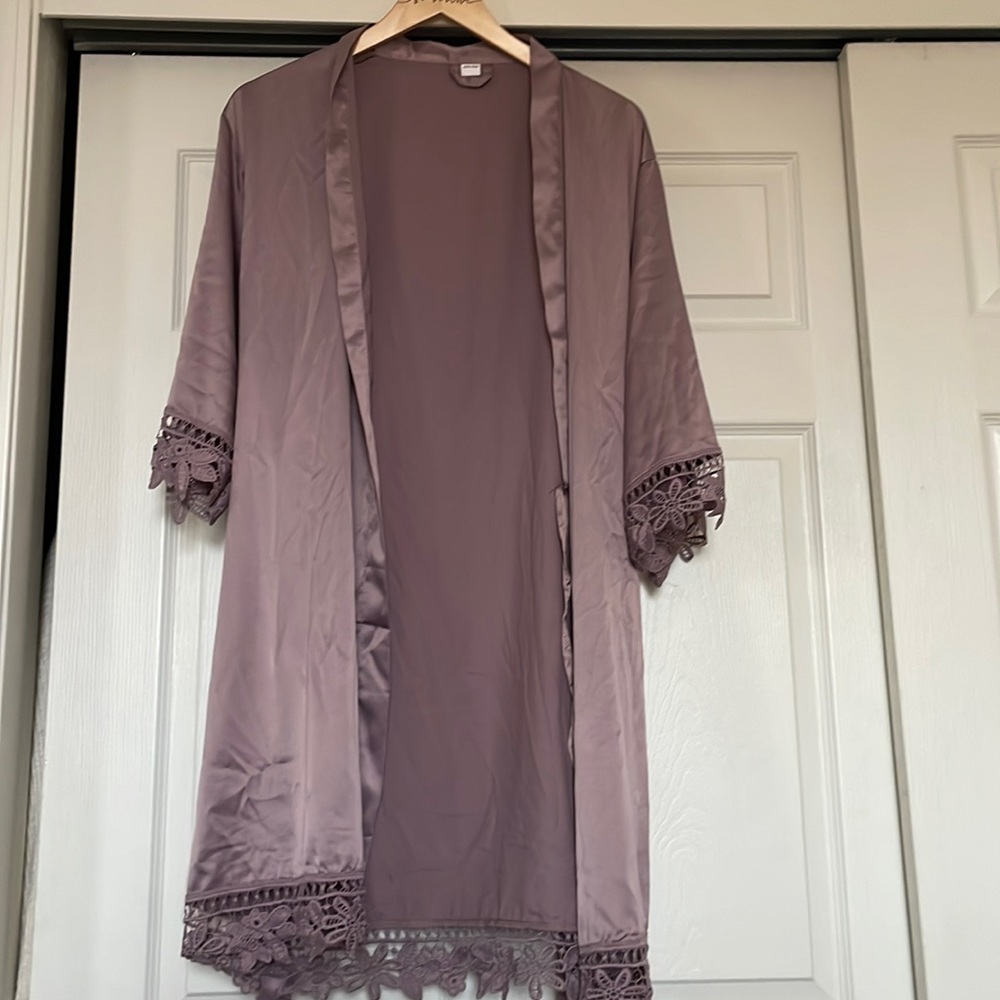 One size purple bridesmaid robe